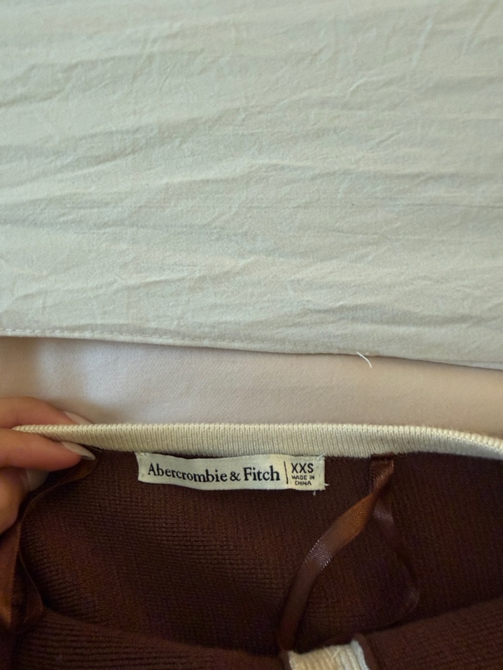 Abercrombie & Fitch Brown Knit Strapless Button-Front Top with Cream Trim - Picture 2 of 2